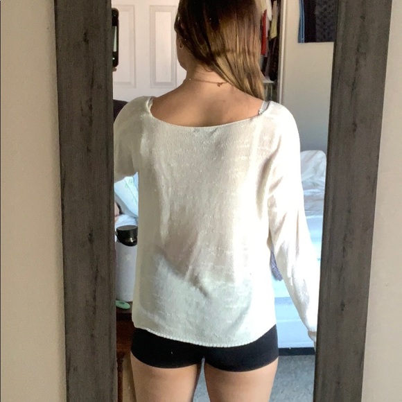 Comfy throw on sweater - Picture 2 of 5